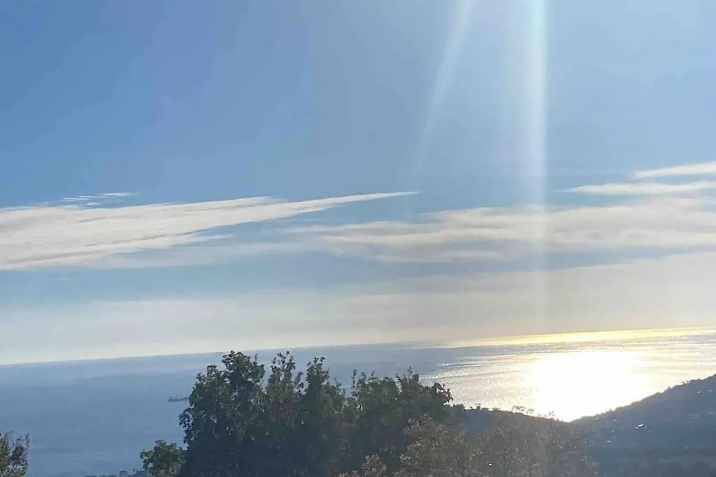 Casa Vista Mare - Superb Garden And Parking Included Villa Imperia